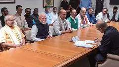 ఉపరాష్ట్రపతి పదవికి సీపీ రాధాకృష్ణన్ నామినేషన్ దాఖలు..