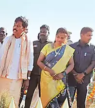 మాజీ ఎమ్మెల్యే కిలివేటి సంజీవయ్యతో నెల్లూరు లేడి డాన్కి సంబంధాలు? మాజీ ఎమ్మెల్యే కిలివేటి సంజీవయ్యతో నెల్లూరు లేడి డాన్కి సంబంధాలు?