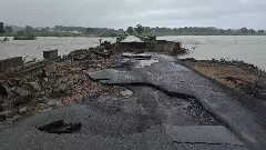 వర్షాలకు 1039 కిలోమీటర్లు దెబ్బతిన్న రోడ్లు