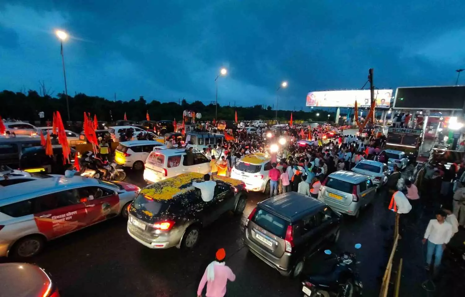 మరాఠా కోటాపై మనోజ్ జరంగే నిరాహార దీక్ష మరాఠా కోటాపై మనోజ్ జరంగే నిరాహార దీక్ష