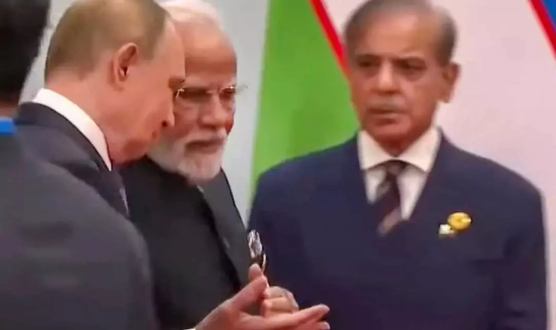 మోదీ, షీ, పుతిన్ మధ్య బాండింగ్ ప్రపంచానికి అర్థమైందా? మోదీ, షీ, పుతిన్ మధ్య బాండింగ్ ప్రపంచానికి అర్థమైందా?