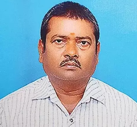 నాన్నా, నువ్వు చచ్చిపోతే నాకు ఆ ఉద్యోగం వస్తుందా! నాన్నా, నువ్వు చచ్చిపోతే నాకు ఆ ఉద్యోగం వస్తుందా!