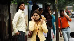 పోకిరీలున్నారు..పారాహుషార్