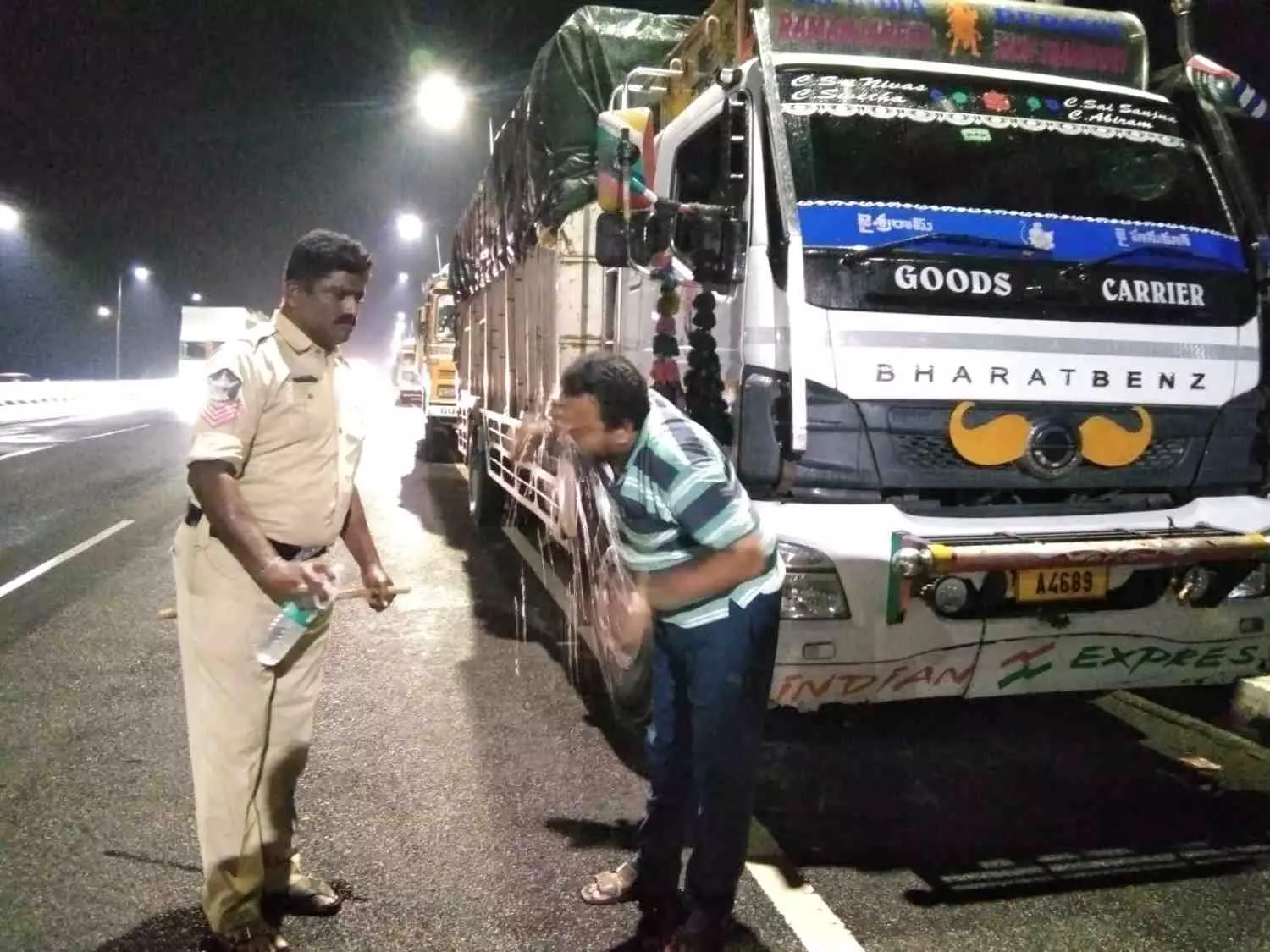ఓ డ్రైవర్ గారు, ముఖం కడుక్కోండి, మత్తు వదలండి!
