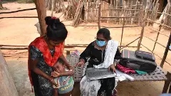 ఈ అడవిలో గిరిజనులే అన్ని ఆరోగ్య పరీక్షలు చేస్తారు.