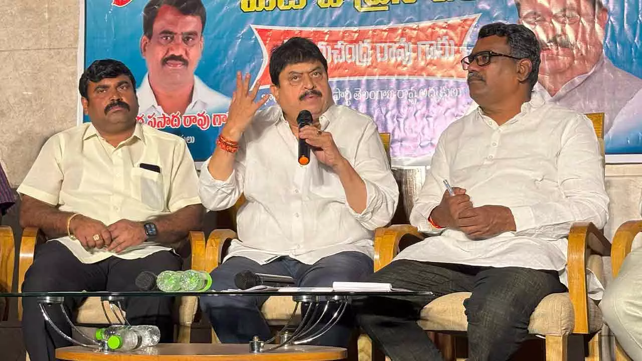 ‘బీఆర్ఎస్ చచ్చిన పాముతో సమానం’ బీజేపీ అధ్యక్షుడు