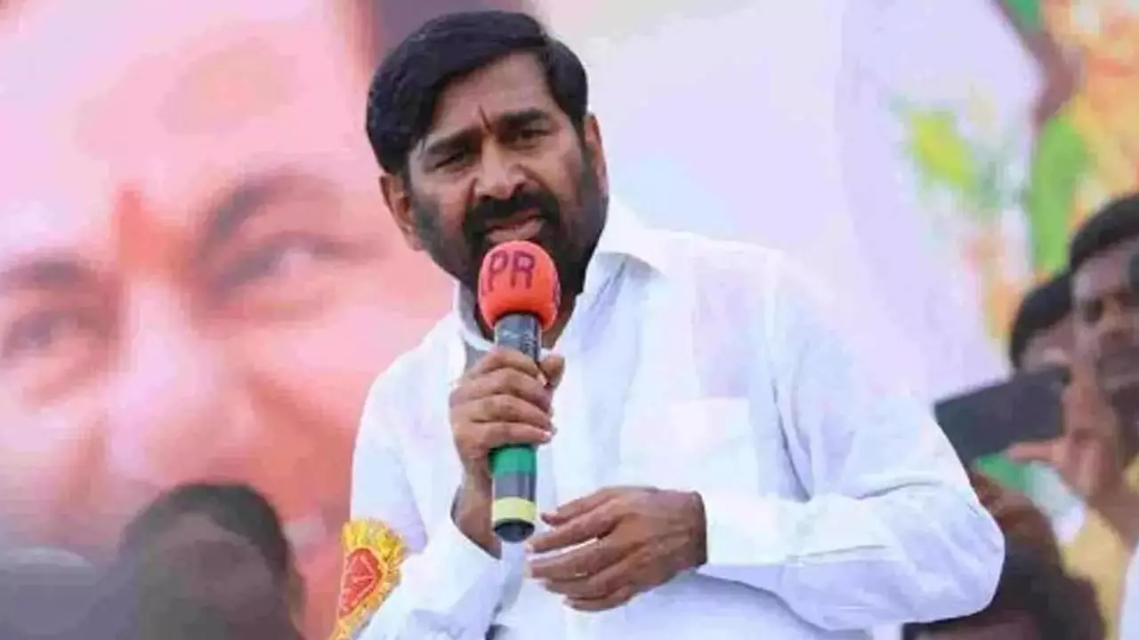 ఫిరాయింపులకు ఎక్కువ సమయం లేదు: జగదీష్ ఫిరాయింపులకు ఎక్కువ సమయం లేదు: జగదీష్