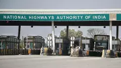 దేవనహళ్లి టోల్ గేట్ లో కన్నడ భాషా వివాదం