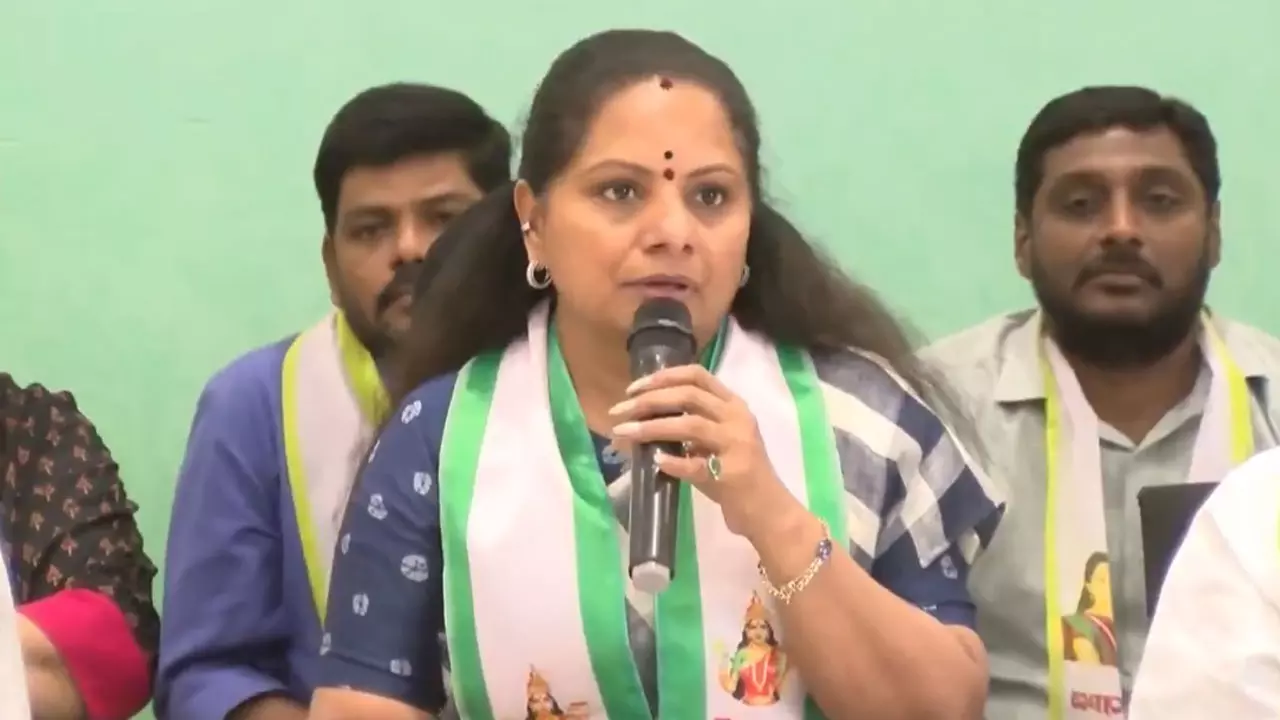 ‘అందరినీ తొక్కుకుంటూ వెళ్తా’ ‘అందరినీ తొక్కుకుంటూ వెళ్తా’