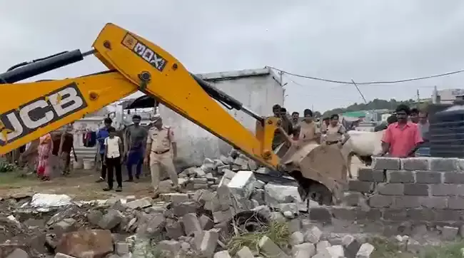 4,500 కోట్ల రూపాయల విలువ చేసే భూములను కాపాడిన హైడ్రా 4,500 కోట్ల రూపాయల విలువ చేసే భూములను కాపాడిన హైడ్రా
