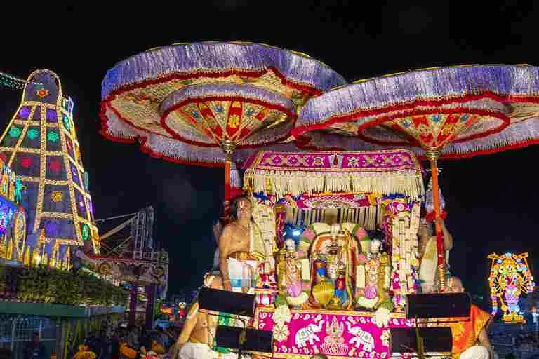 TIRUMALA || ముత్యపుపందిరి వాహనంపై కాళీయ మర్ధనుడి అలంకారంలో శ్రీ‌ మలయప్ప..!