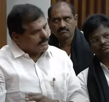ఎమ్మెల్యేలకీ ఎమ్మెల్సీల భోజనంలోనూ వివక్ష, దద్దరిల్లిన ఏపీ శాసనమండలి
