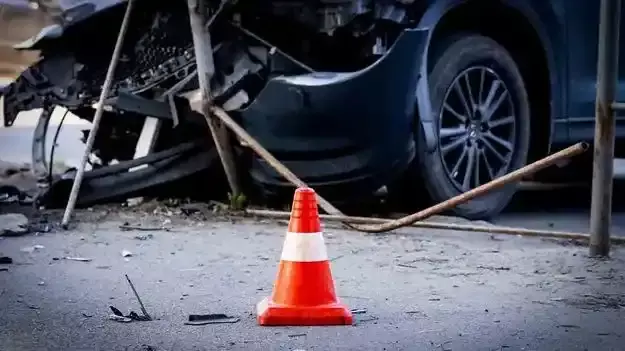 నల్గొండ జిల్లాలో ఘోర రోడ్డు ప్రమాదం