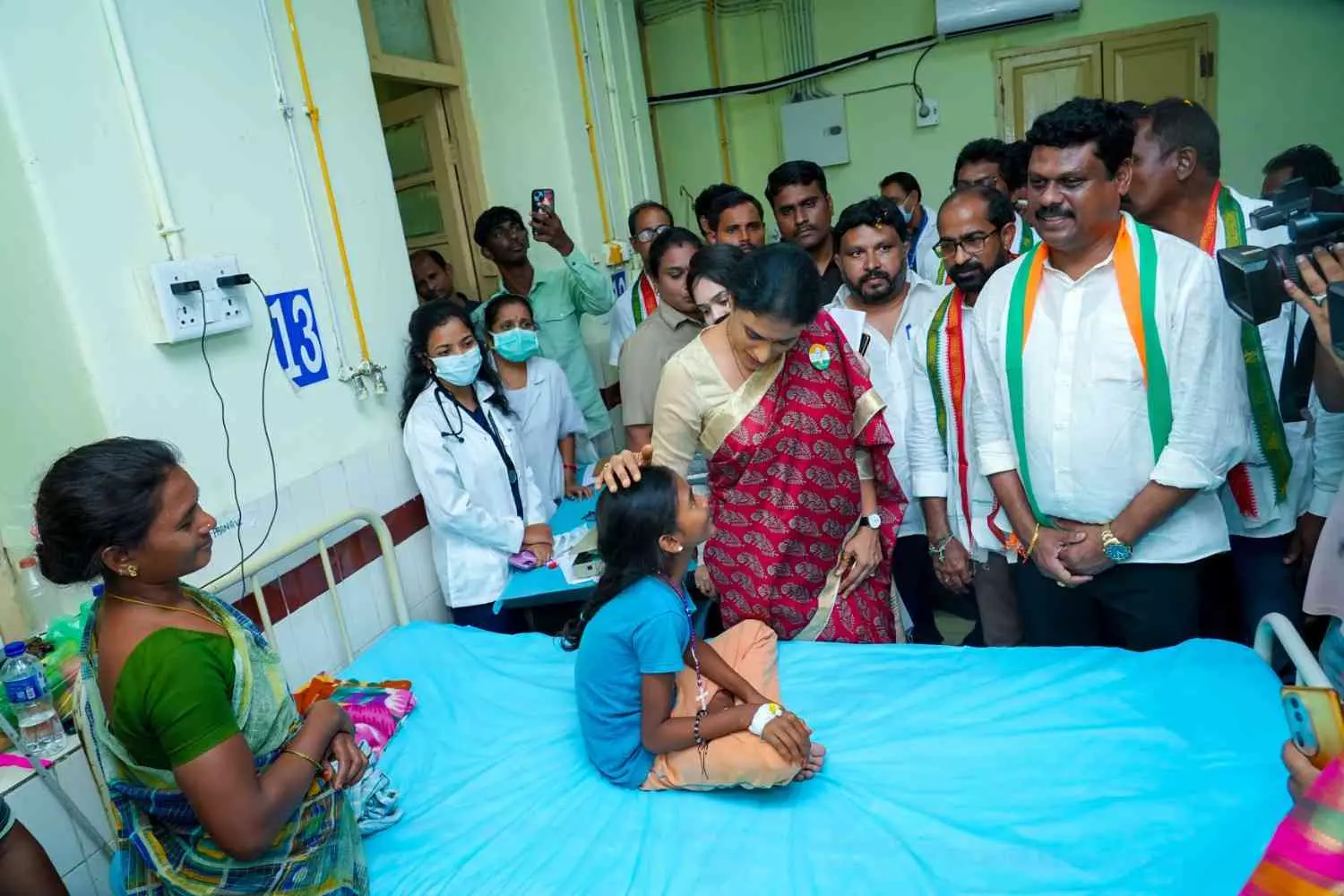 మన్యం పిల్లల కన్నా సోమాలియా పిల్లలే నయమేమో, చంద్రబాబూ!!