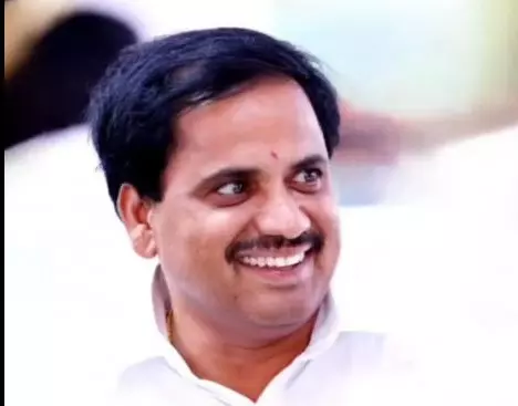 ఎంఎల్ఏ కాలేజీలో గ్రేట్ రాబరీ