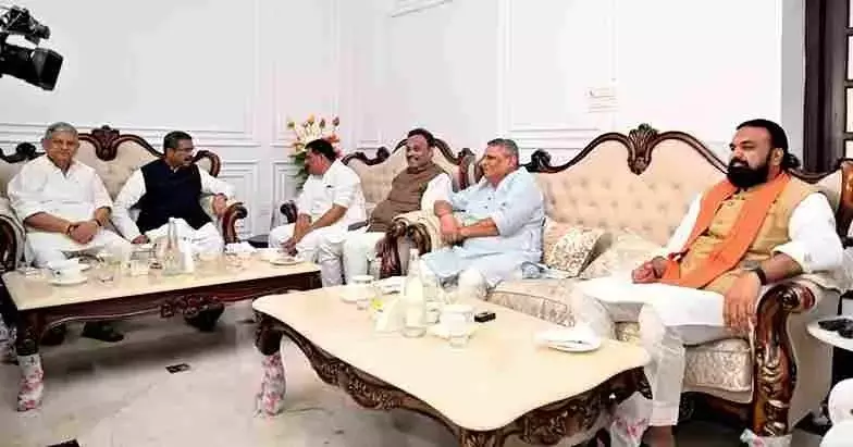 బీహార్ ఎన్నికలు: పనితీరు బాగుంటేనే టిక్కెట్లు..