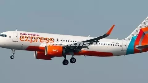 విమాన చార్జీలు ఇవే, ఇంతకు మించితే కఠిన చర్యలే! విమాన చార్జీలు ఇవే, ఇంతకు మించితే కఠిన చర్యలే!