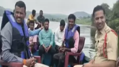 ‘భోజనం కూడా పెట్టకుండా పని చేస్తున్నారు’