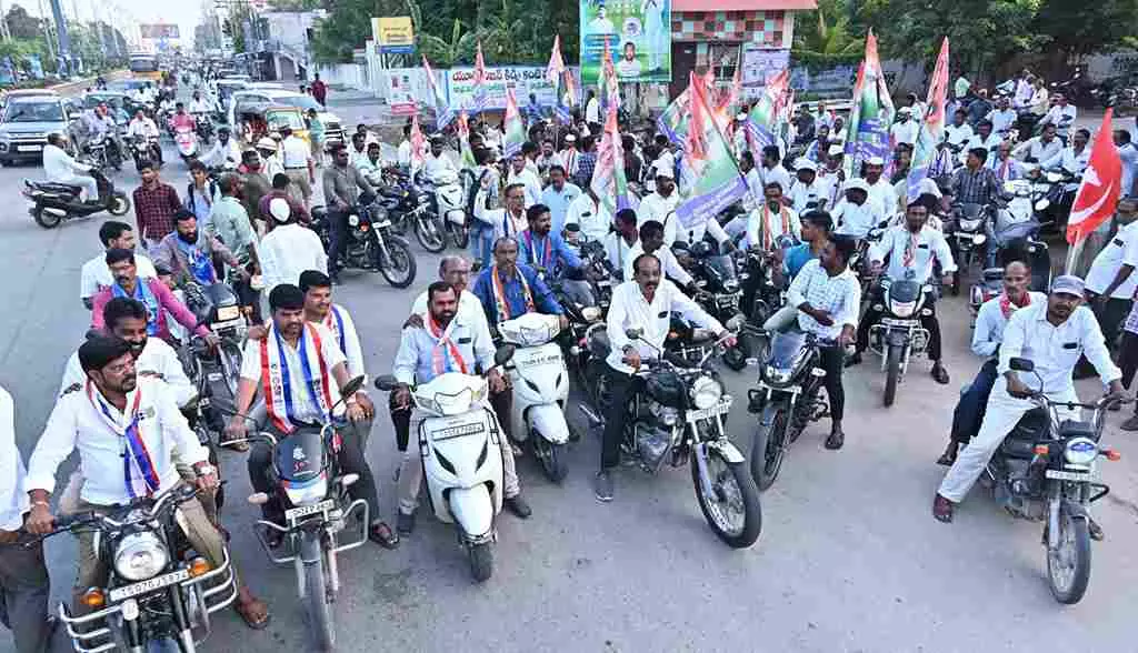 మొదలైన బీసీ బంద్.. కేంద్రానికి సెగ తగలాలి.. మొదలైన బీసీ బంద్.. కేంద్రానికి సెగ తగలాలి..