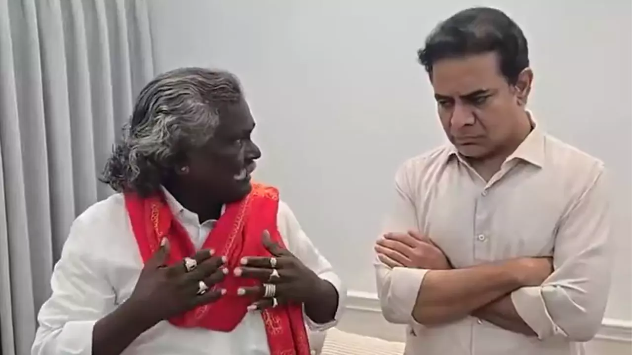 పద్మశ్రీ అవార్డీ మొగులయ్యకు కేటీఆర్ హామీ.. పద్మశ్రీ అవార్డీ మొగులయ్యకు కేటీఆర్ హామీ..
