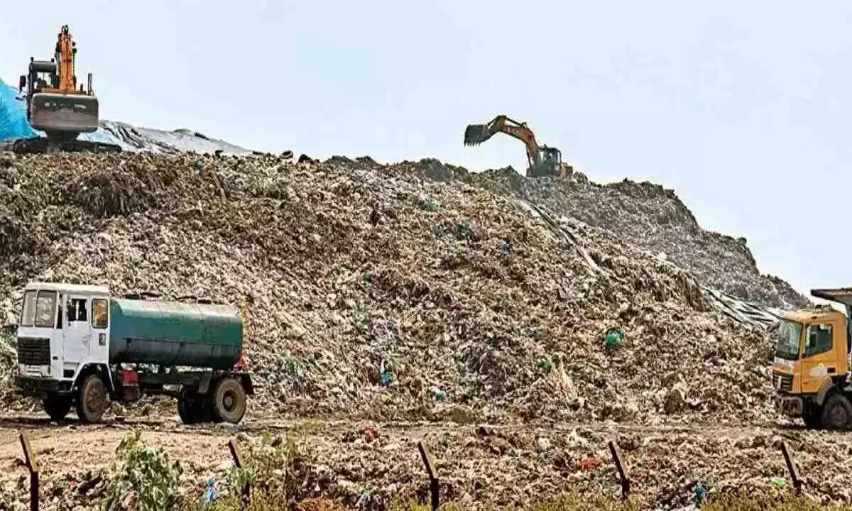 చెత్త కింద ఛిద్రమైన జవహర్ నగర్ ప్రజల జీవితాలు