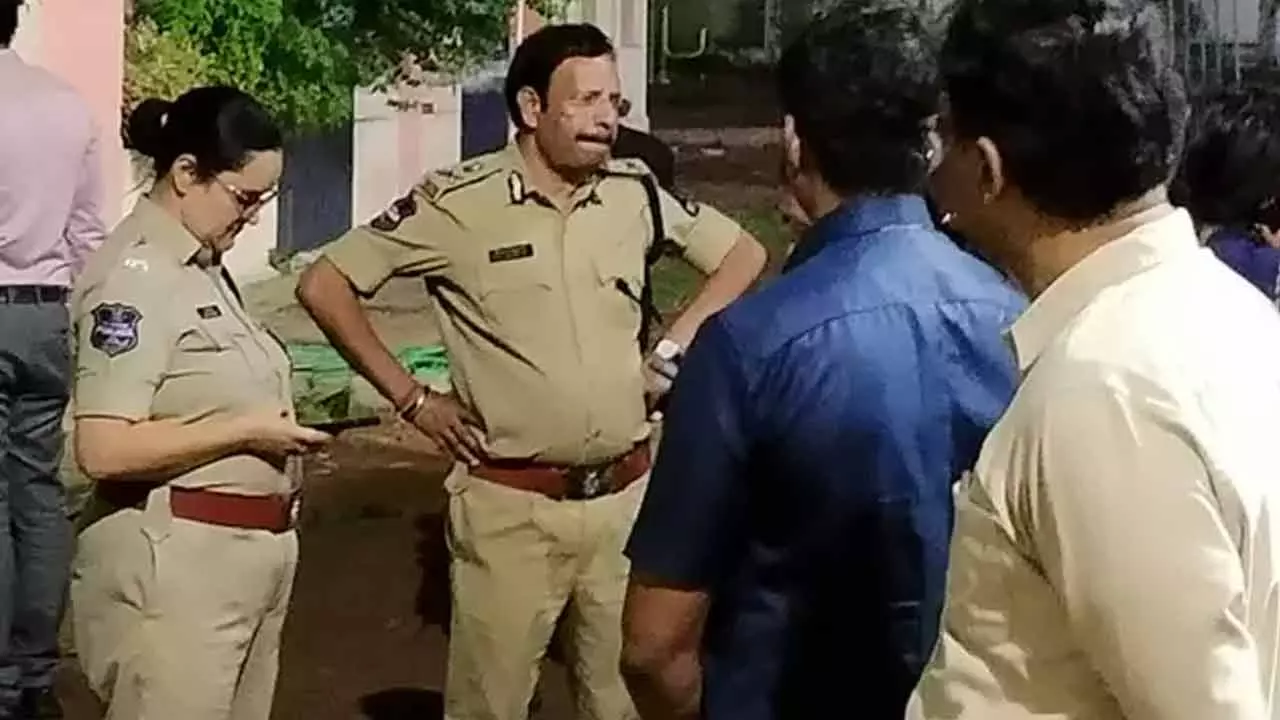 డీసీపీపై హత్యాయత్నం.. రంగంలోకి సీపీ డీసీపీపై హత్యాయత్నం.. రంగంలోకి సీపీ