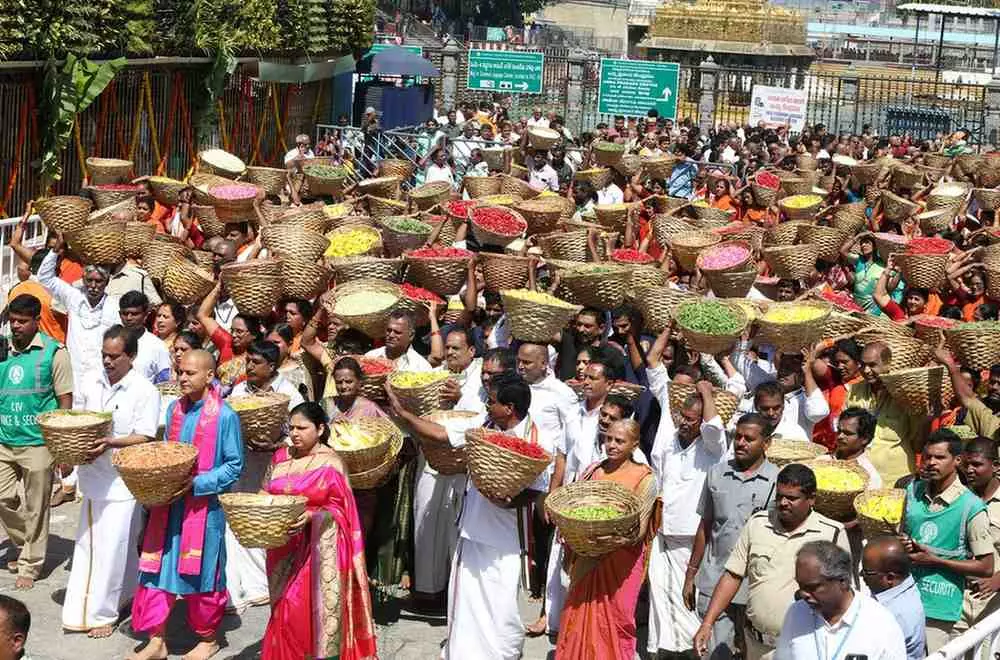 కమనీయం తిరుమల పుష్పయాగం- దృశ్య మాలిక కమనీయం తిరుమల పుష్పయాగం- దృశ్య మాలిక