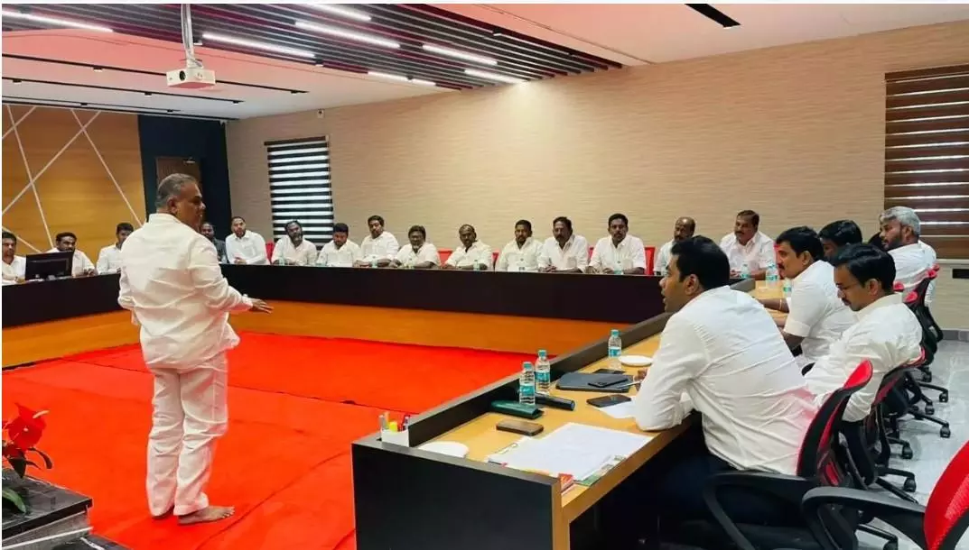 పార్టీ కార్యకలాపాలు తిరిగి ప్రారంభించిన టీవీకే పార్టీ కార్యకలాపాలు తిరిగి ప్రారంభించిన టీవీకే