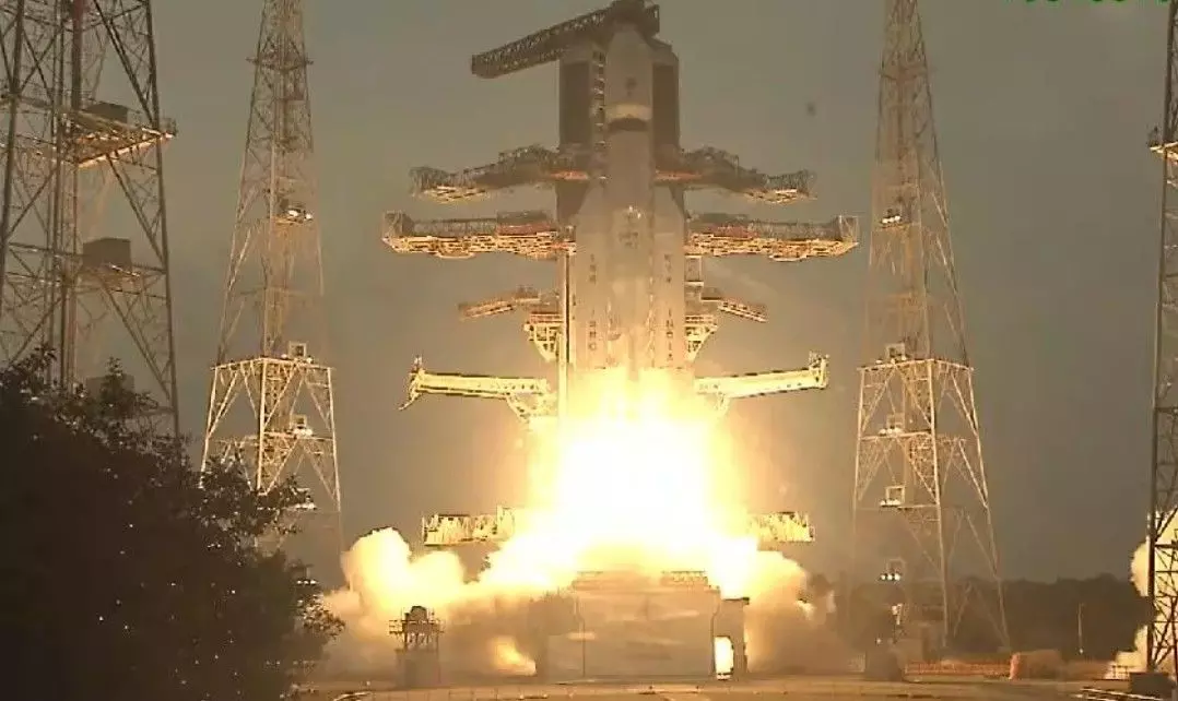 ‘సీఎంఎస్-03’ ఉపగ్రహాన్ని కక్ష్యలోకి ప్రవేశపెట్టిన ఇస్రో