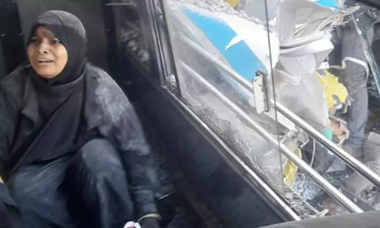 కంకర కింద చావు కేకలు,  కన్నీటి దృశ్యాలు ఎన్నో...