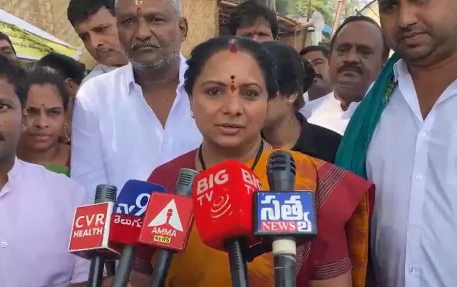 రైతులు నష్టపోయినా ప్రతిపక్షాలు ప్రభుత్వాన్ని నిలదీస్తలేవు