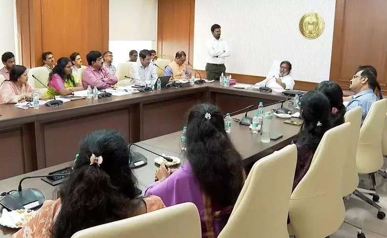 అపాయిట్మెంట్ లెటర్లిచ్చి పోస్టుంగులు మరిచిన రేవంత్ ప్రభుత్వం అపాయిట్మెంట్ లెటర్లిచ్చి పోస్టుంగులు మరిచిన రేవంత్ ప్రభుత్వం