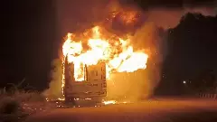 మరో ప్రైవేట్ ట్రావెల్ బస్సులో అగ్ని ప్రమాదం