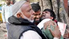 బస్సు కండక్టర్, వ్యాపారవేత్త సహ 12 మంది మృతి