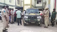 అటవీ భూములు దున్నవద్దన్నారని రైతుల దాడి..