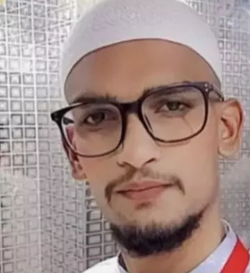 ఇతడే మక్కా మృత్యుంజయుడు ఇతడే మక్కా మృత్యుంజయుడు