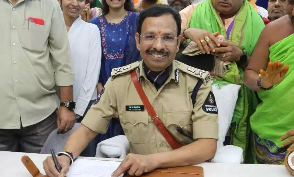 ప్రభుత్వోద్యోగులపై దాడులు చేస్తే సహించం ప్రభుత్వోద్యోగులపై దాడులు చేస్తే సహించం