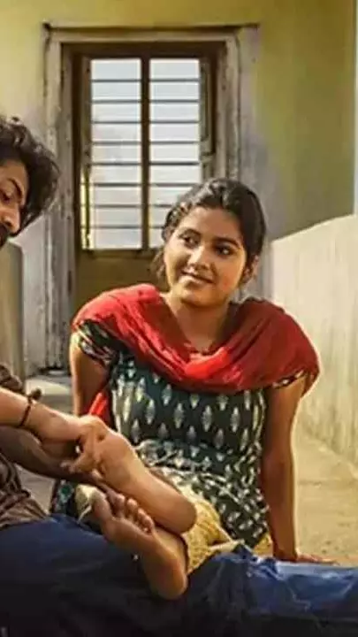 పరువు, అహంకారం, ప్రేమ: ‘రాజు వెడ్స్ రాంబాయి’ మూవీ రివ్యూ పరువు, అహంకారం, ప్రేమ: ‘రాజు వెడ్స్ రాంబాయి’ మూవీ రివ్యూ