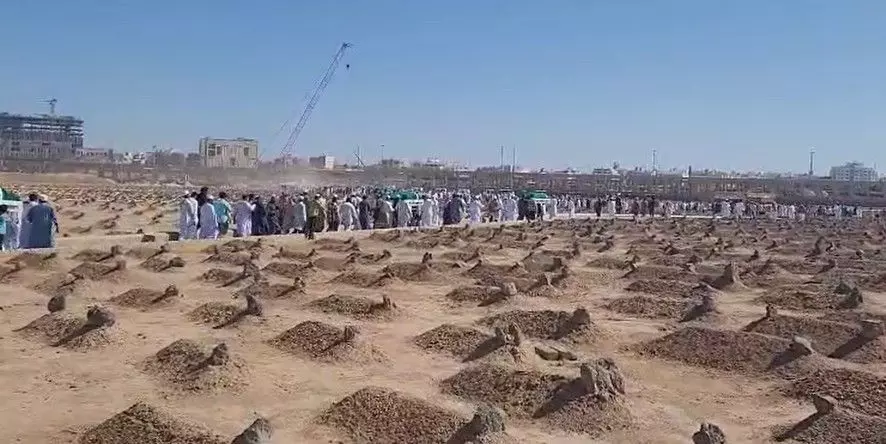 మదీనాలో బస్సు ప్రమాదంలో 45 మంది షహీదులయ్యారు