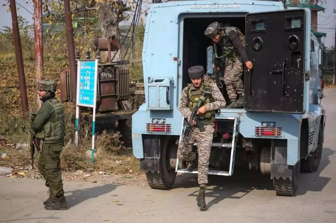 ఢిల్లీ పేలుడు: వైట్ కాలర్ టెర్రర్ కేసులో శ్రీనగర్ వ్యక్తి అరెస్ట్