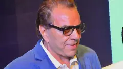 బాలీవుడ్ హీ-మ్యాన్ ఇక లేరు..