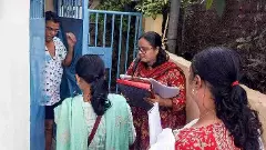 99 శాతానికి ఓటర్లకు ఎన్యూమరేషన్ ఫారాల పంపిణీ పూర్తి: ఈసీ