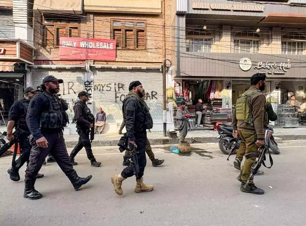 వైట్ కాలర్ టెర్రర్: సోషల్ మీడియాను ఉపయోగించిన తీవ్రవాదులు