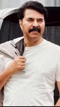 ఓ ప్రెండ్ చేసిన తప్పే.. మమ్ముట్టి అనే పేరుగా మారింది! ఓ ప్రెండ్ చేసిన తప్పే.. మమ్ముట్టి అనే పేరుగా మారింది!