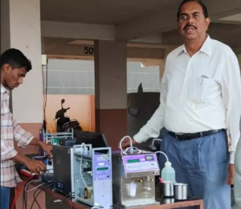 పల్లెల్లో సూర్యభగవానుడి అండతో పాల వెల్లువ