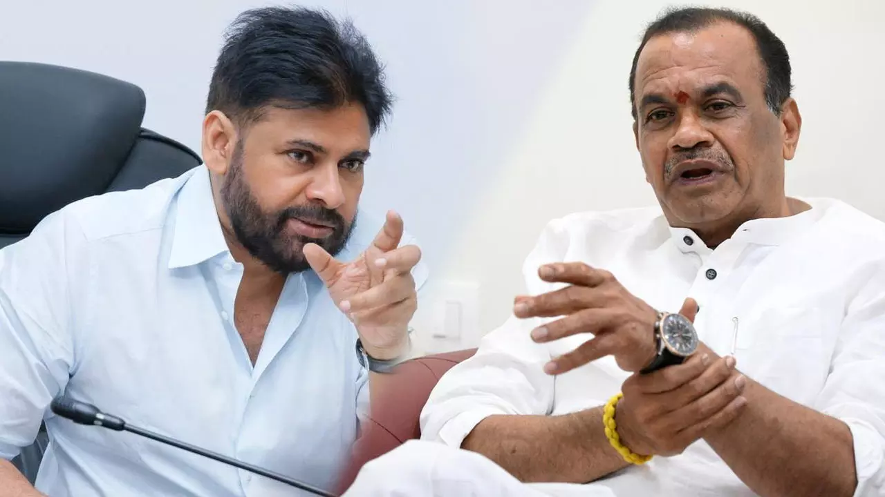 పవన్ సినిమాలు ఆడనివ్వం: కోమటిరెడ్డి