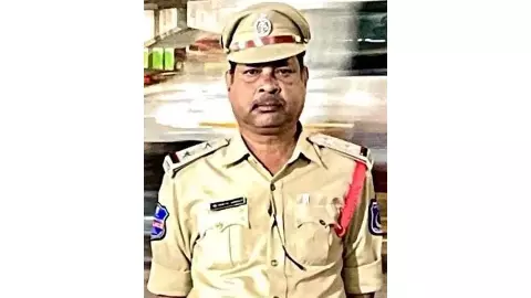 విధినిర్వహణలో  గుండెపోటుతో  ఎస్ఐ మృతి