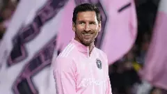 మెస్సీతో ఫొటో దిగాలంటే చాలా కాస్ట్లీ గురూ