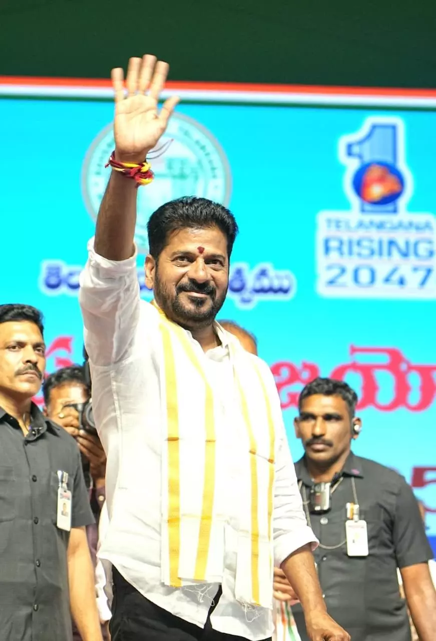 తెలంగాణ నిరుద్యోగులకు ‘న్యూఇయర్ గిఫ్ట్’ తెలంగాణ నిరుద్యోగులకు ‘న్యూఇయర్ గిఫ్ట్’