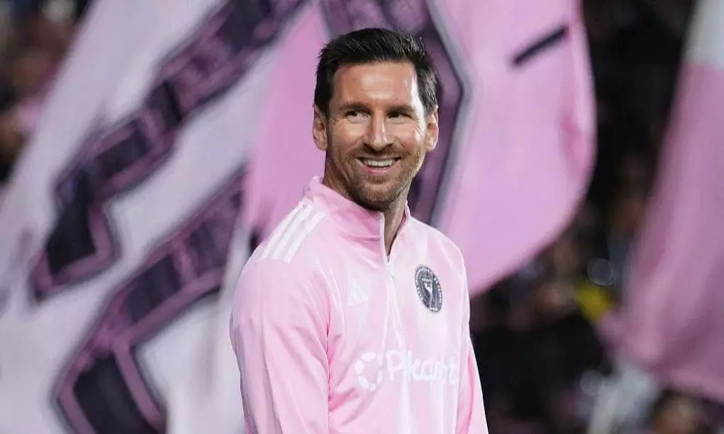 మెస్సీతో ఫొటో దిగాలంటే చాలా కాస్ట్లీ గురూ మెస్సీతో ఫొటో దిగాలంటే చాలా కాస్ట్లీ గురూ